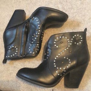 Black western booties